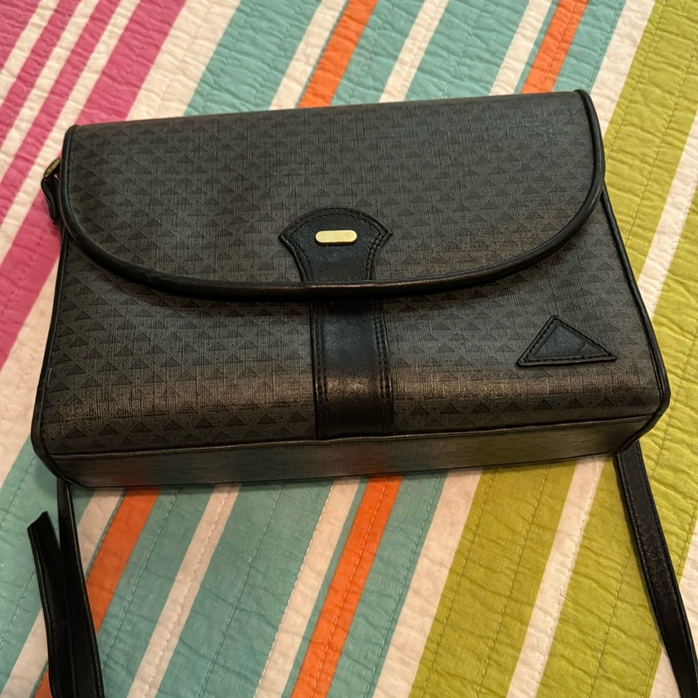 Vintage 1980’s Liz Claiborne Purse